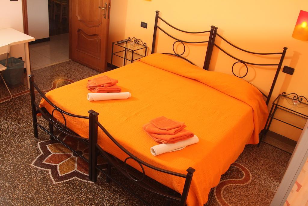 Bed & Breakfast La Rosa Dei Venti Генуя Номер фото